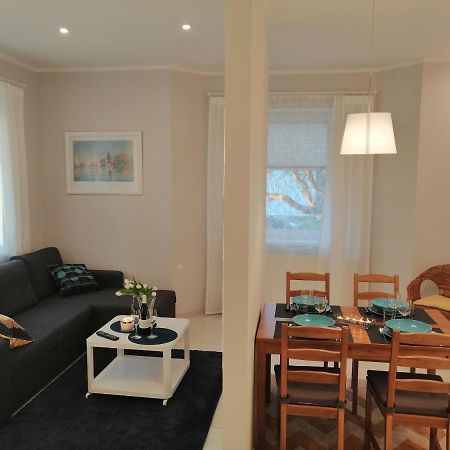 Cicha Przystan - Apartamenty Wyspa Solna Колобжег Екстер'єр фото