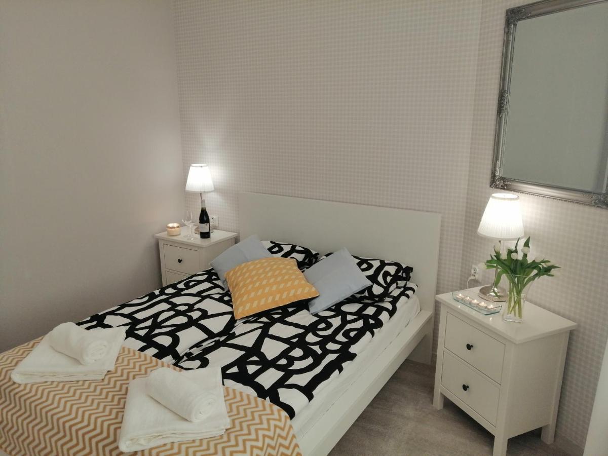 Cicha Przystan - Apartamenty Wyspa Solna Колобжег Екстер'єр фото