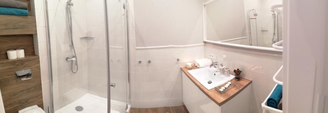 Cicha Przystan - Apartamenty Wyspa Solna Колобжег Екстер'єр фото